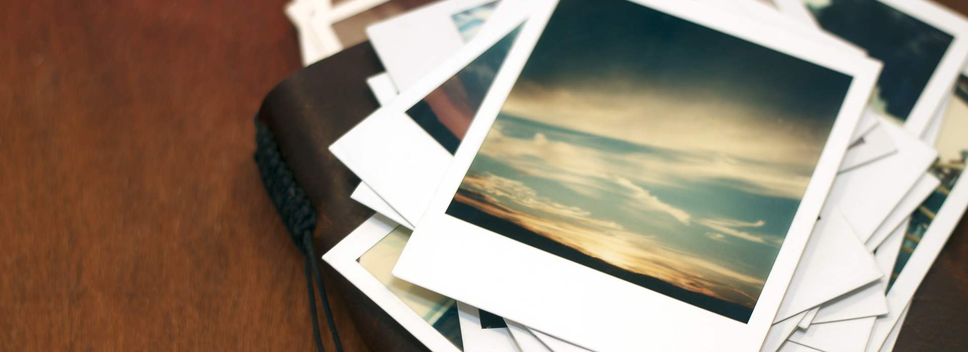 Slider-Bild für das Digitalisieren von Fotos | FotoVital